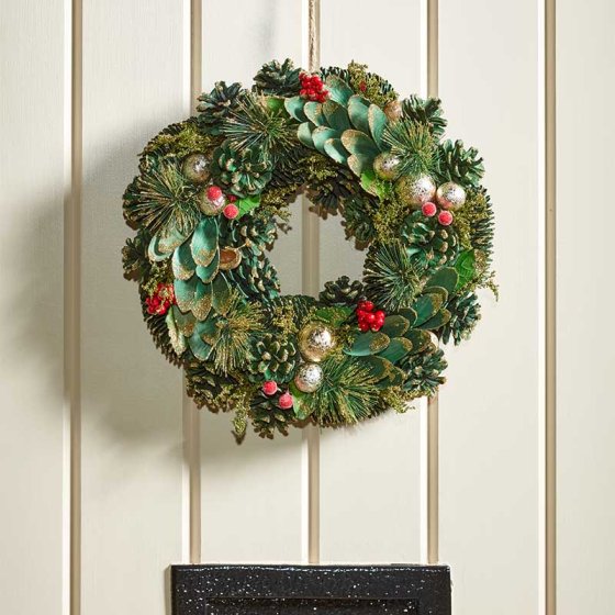 Bauble and Pine Wreath