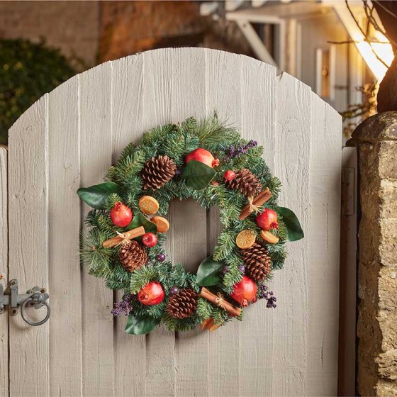 Festive Spice Wreath