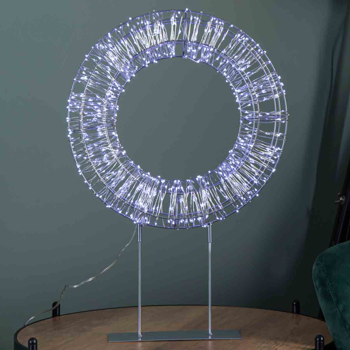 Ice White Table Top Wreath