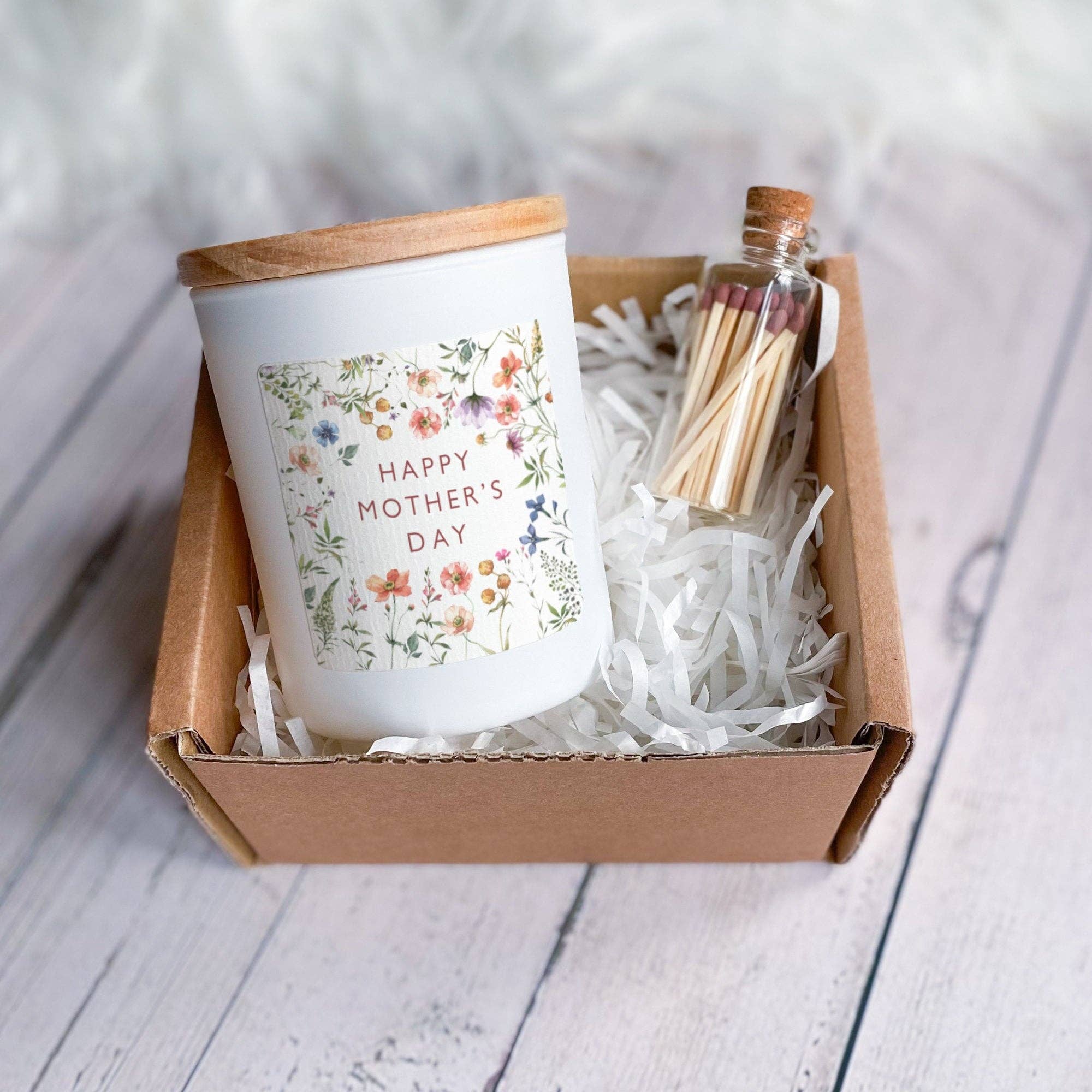 Happy Mother's Day Candle - White with Wooden Lid - Fig & Lotus