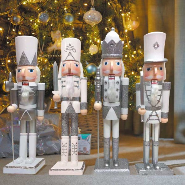 Nutcracker XL - Silver & White